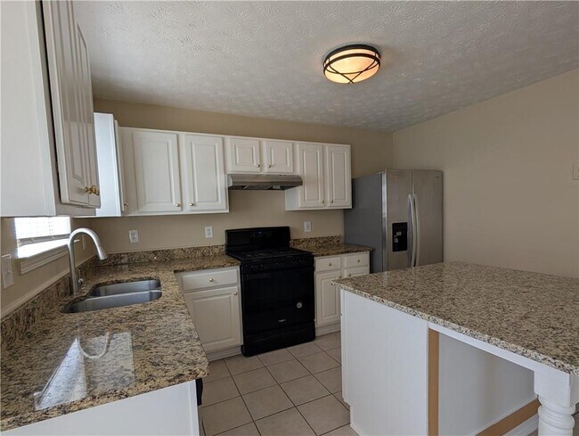 Building Photo - 347 Springhaven Way SE