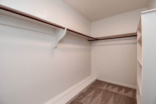 Building Photo - 21338 Park Villa Dr