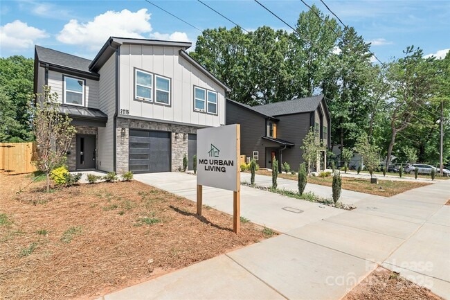 Building Photo - 2015 Wilson Ave