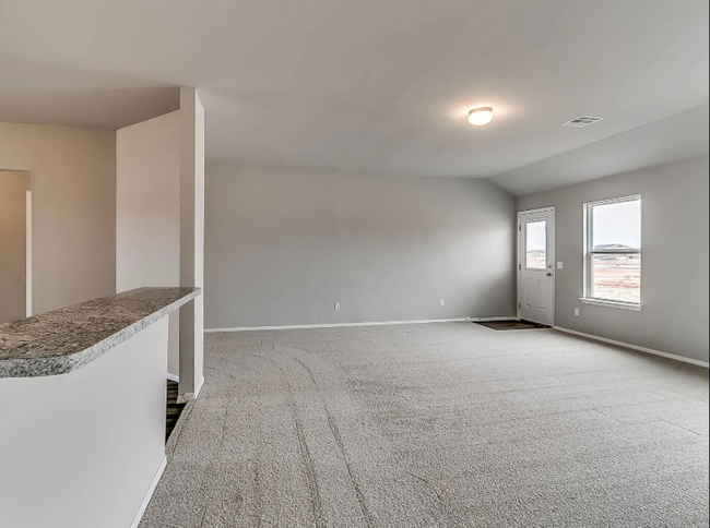 Building Photo - Spacious 4-Bedroom Home in Shawnee!