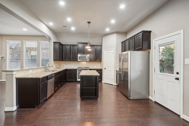 Building Photo - 19806 Morgan Jane Way