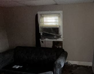 Building Photo - 257 Coburg Dr