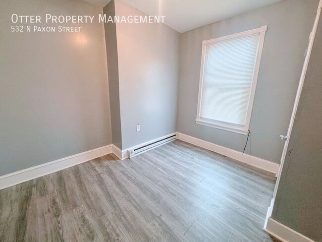 Building Photo - 532 N Paxon St