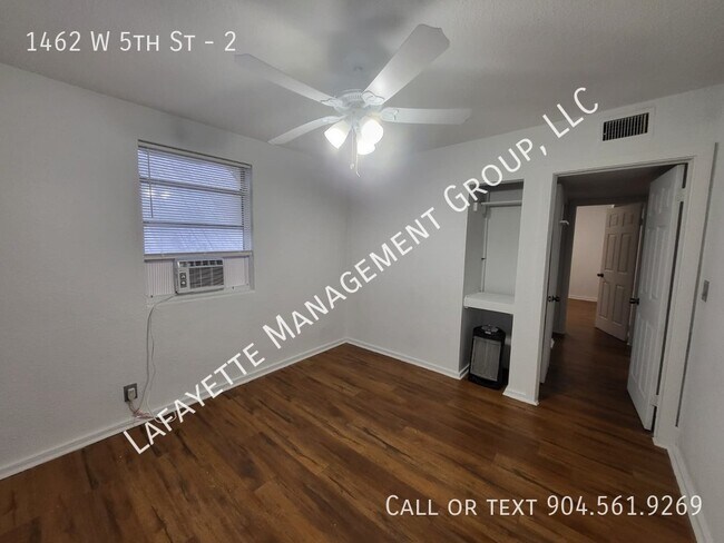 Building Photo - 1462 W 5th St