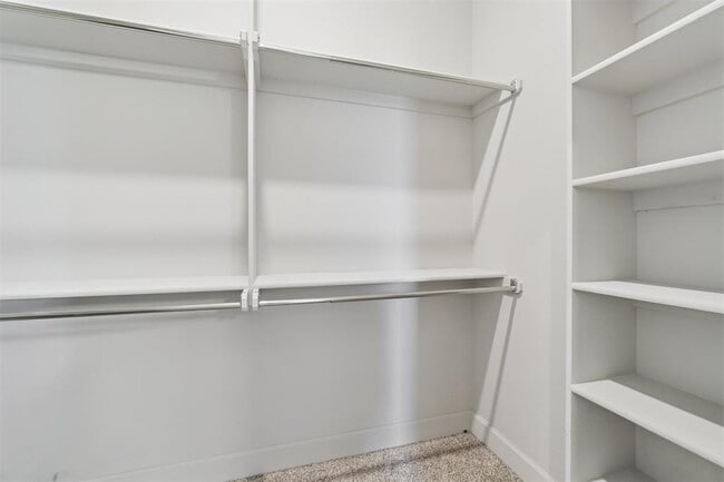 Building Photo - 19701 Brookville Dr