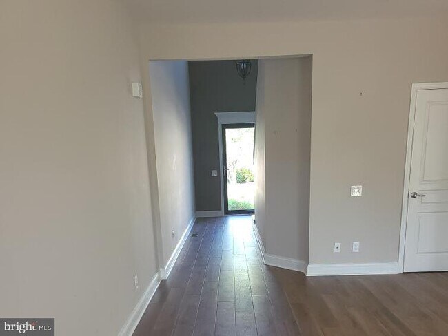 Building Photo - 296 N Caldwell Cir