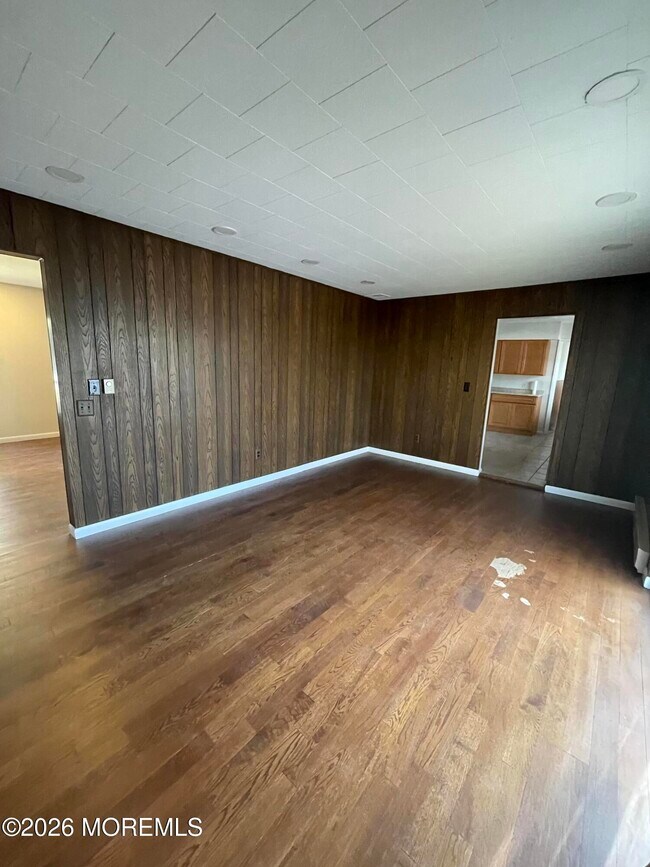 Building Photo - 606 Alma Pl