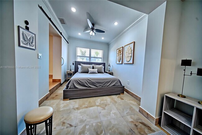 Building Photo - 7 Montilla Ave