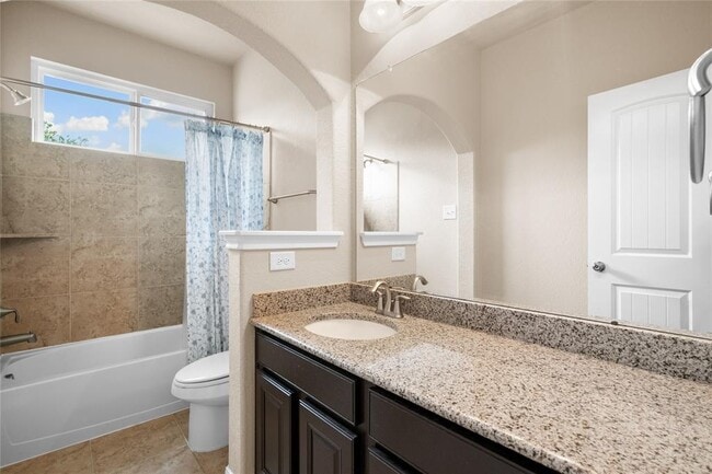 Building Photo - 2 Prairie Falcon Place
