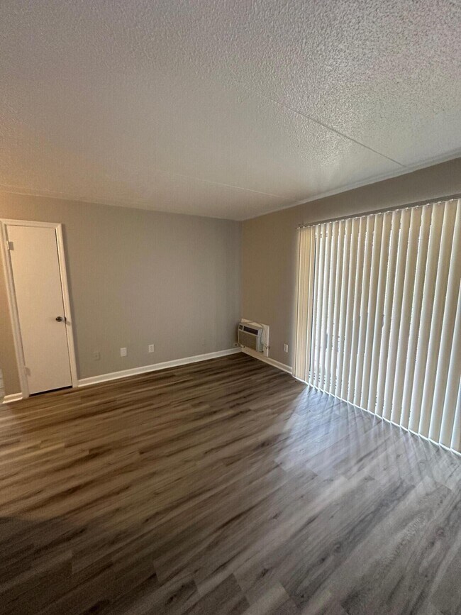 Building Photo - 5305 TN-58