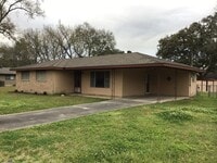 Building Photo - 717 Alice Dr