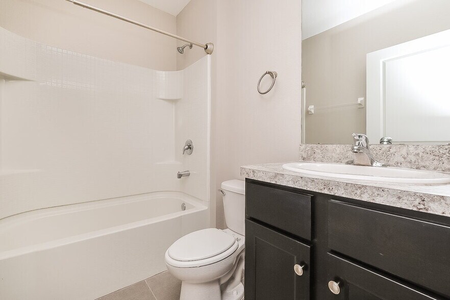 Building Photo - 10213 Mangrove Well Rd