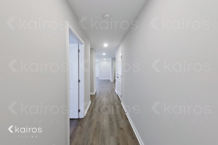 Building Photo - 18 Camper Cir