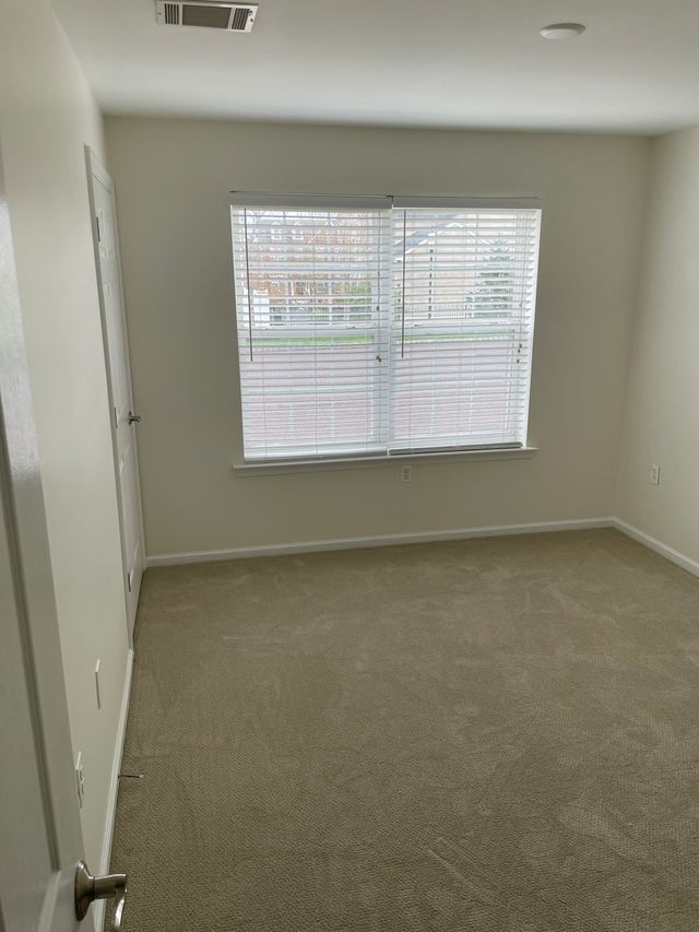 2nd Bedroom - 3920 Ashland Dr