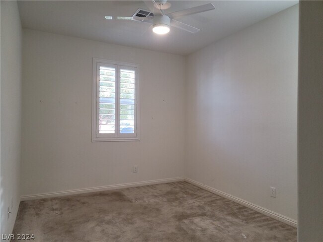 Building Photo - 9149 Cocowoods Pl