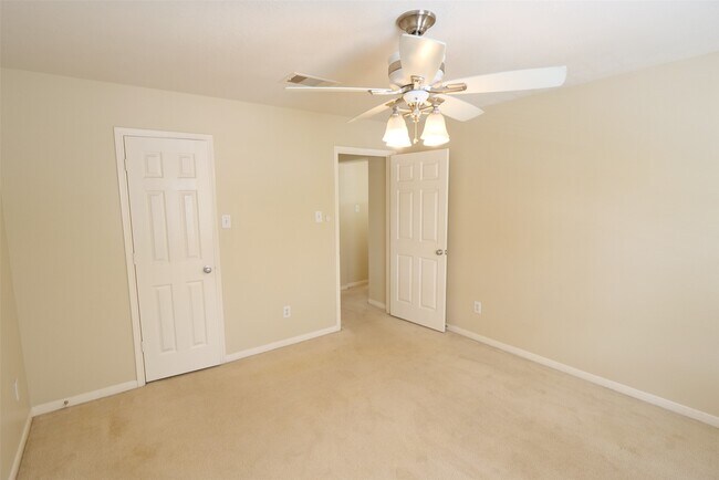 Building Photo - 24731 Cobble Canyon Ln