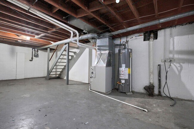 Building Photo - 3751-3753 Briggs Rd