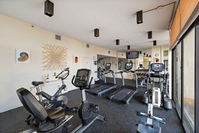 Building Photo - 100 Ocean Trail Way