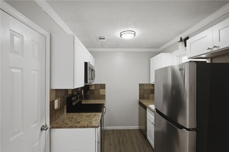 Building Photo - 218 Mill Creek Pl