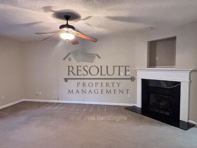 Building Photo - 404 Onondaga Ct