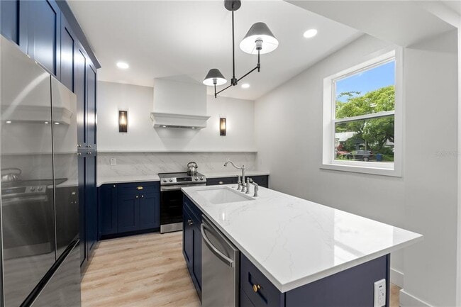 Building Photo - 4501 N Highland Ave