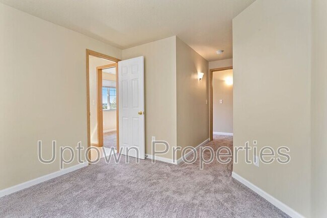 Building Photo - 14162 SE Summerfield Loop