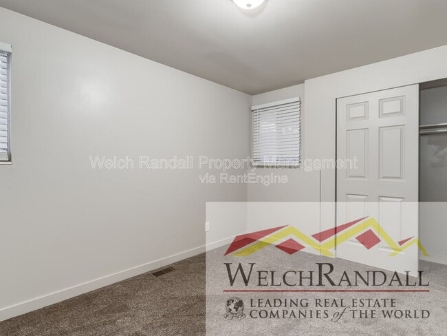 Building Photo - 848 E 5300 S