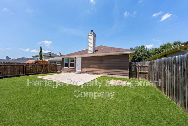 Building Photo - 9302 Mare Country
