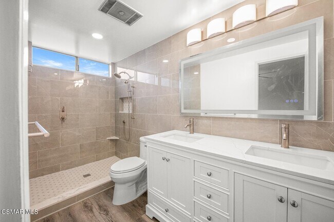 Building Photo - 32023 Wallington Ct