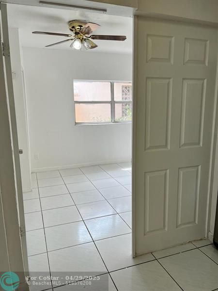 Building Photo - 7941 Plantation Blvd