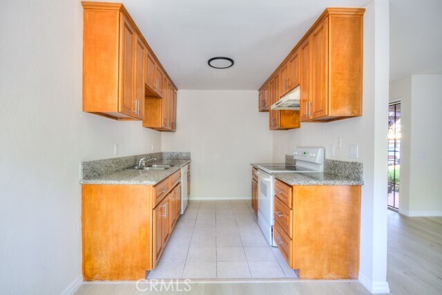 Building Photo - 17056 Colima Rd