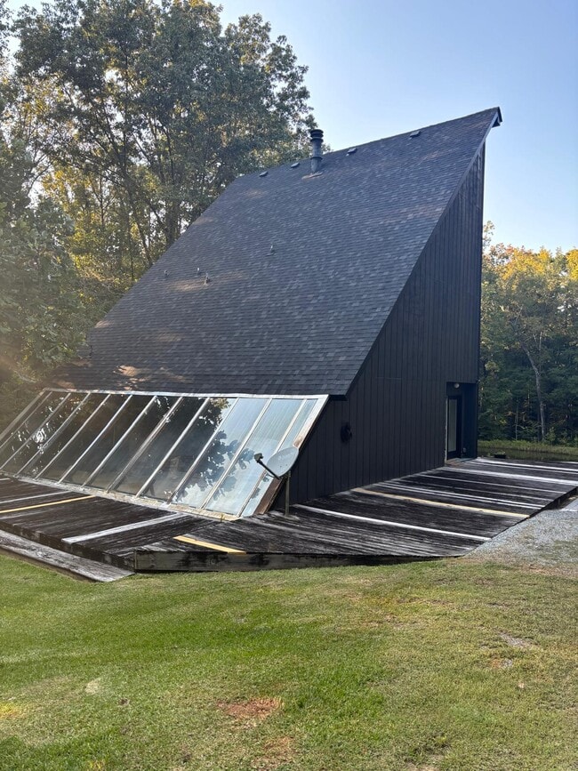 Building Photo - 6861 Colaparchee Rd