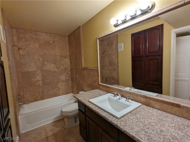 Building Photo - 1150 N Buffalo Dr
