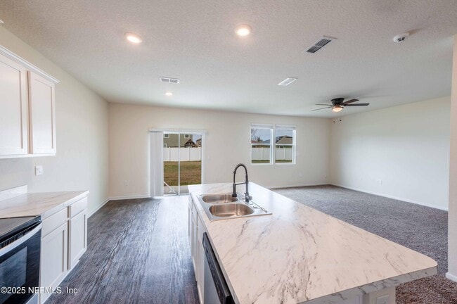 Building Photo - 3463 Belen Ct