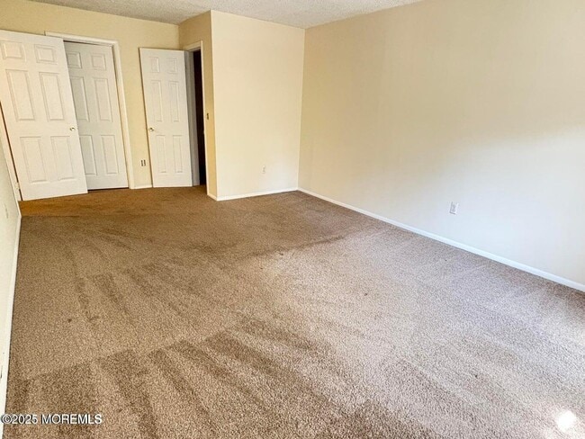 Building Photo - 702 Goldthread Ct