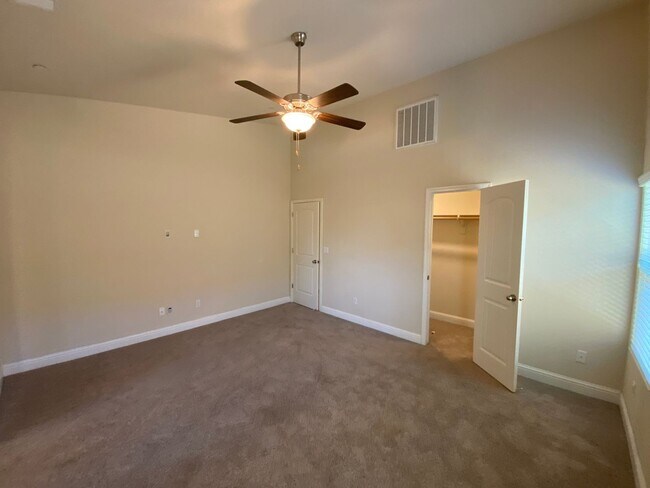 Building Photo - Immaculate like New Home in the gated Windmills at Tule Heights!