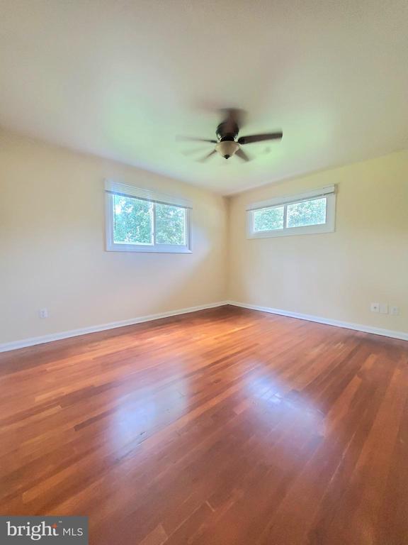Building Photo - 4517 Mayfield Dr