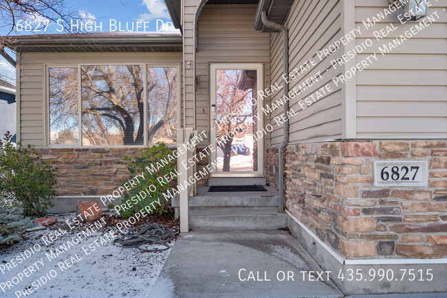 Building Photo - 6827 S High Bluff Dr