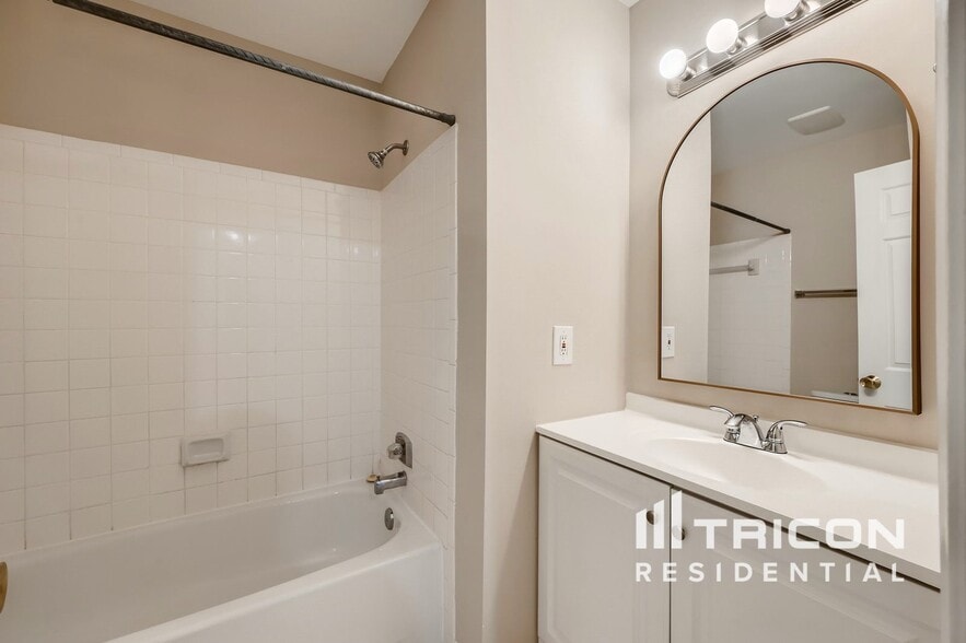 Building Photo - 337 Wye Mill Ct