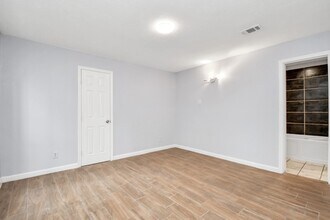 Building Photo - 17903 Nanes Dr