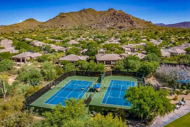 Building Photo - 7105 E Sleepy Owl Way