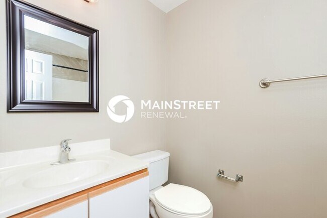 Building Photo - 3 Bedroom Pet-Friendly Home in PALM BAY, F...