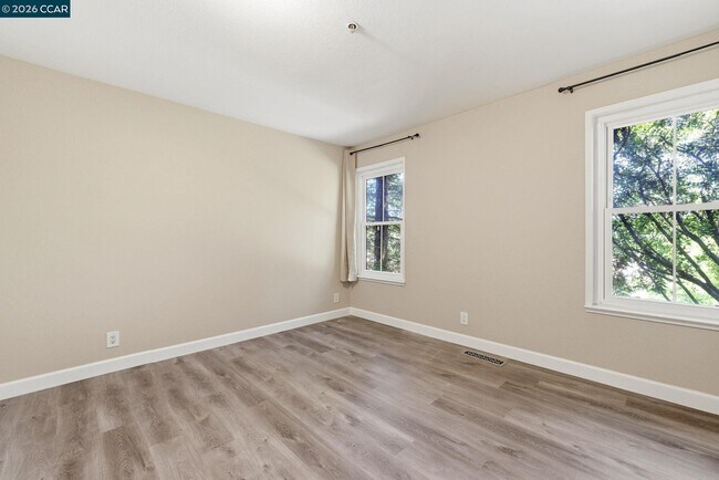 Building Photo - 3279 Mt Diablo Ct