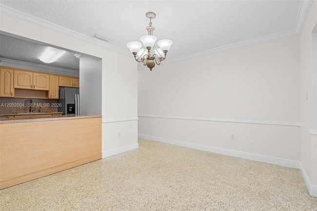 Building Photo - 1333 W 37th St