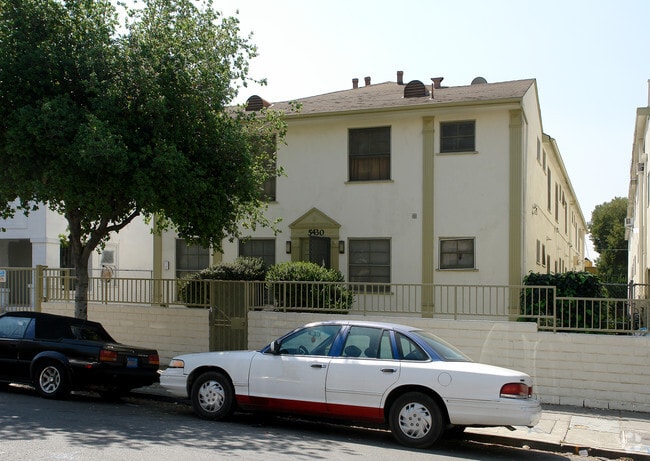 Building Photo - 5430 Carlton Way
