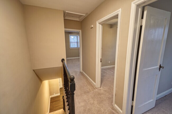 Building Photo - 28 54th St SE