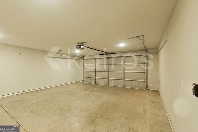 Building Photo - 132 Cottage Grove Rd