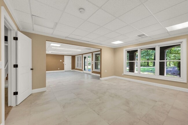 Building Photo - 3924 Butler Springs Way