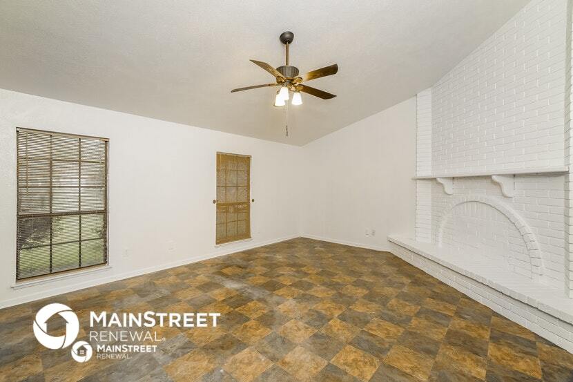 Building Photo - 2850 Canary Ln