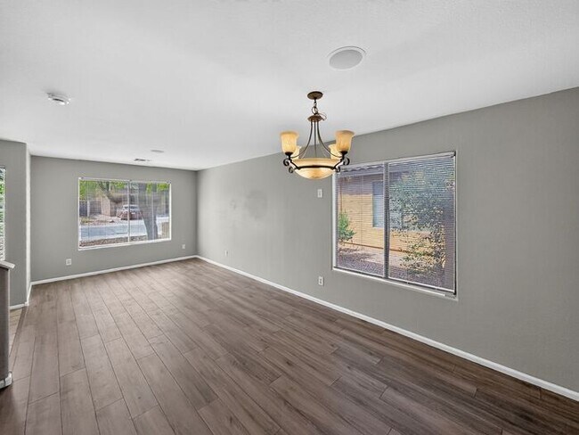 Building Photo - BEAUTIFUL 4 BDRM 2.5 BA HOME IN JOHNSON RANCH WITH GOLF COURSE AND 2 COMMUNITY POOLS